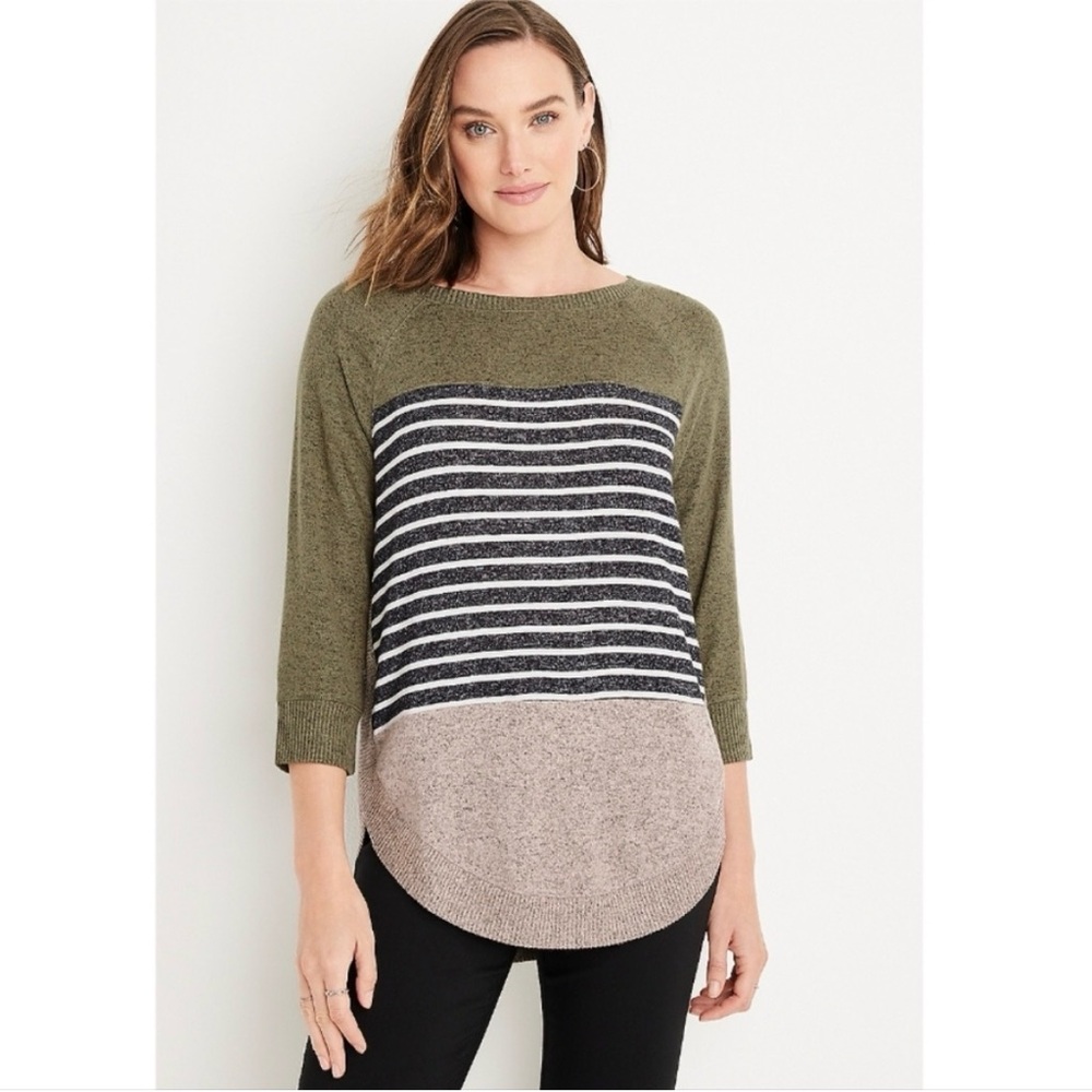 Maurices Colorblock 3/4 Sleeve Sweater